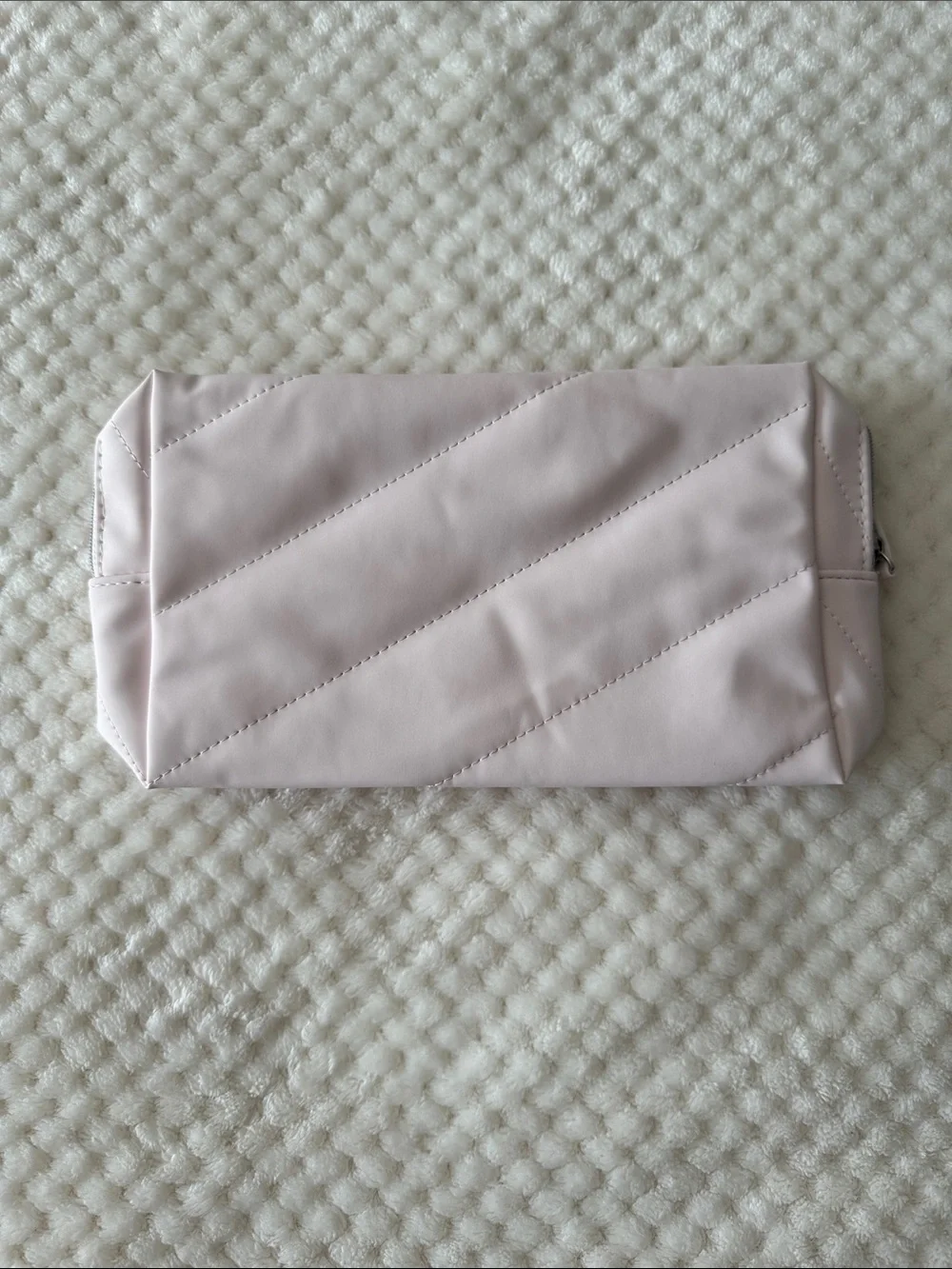 🩷 🆕👜Kylie Cosmetics by Kylie Jenner Quilted Pink Makeup Bag Cosmetic Pouch